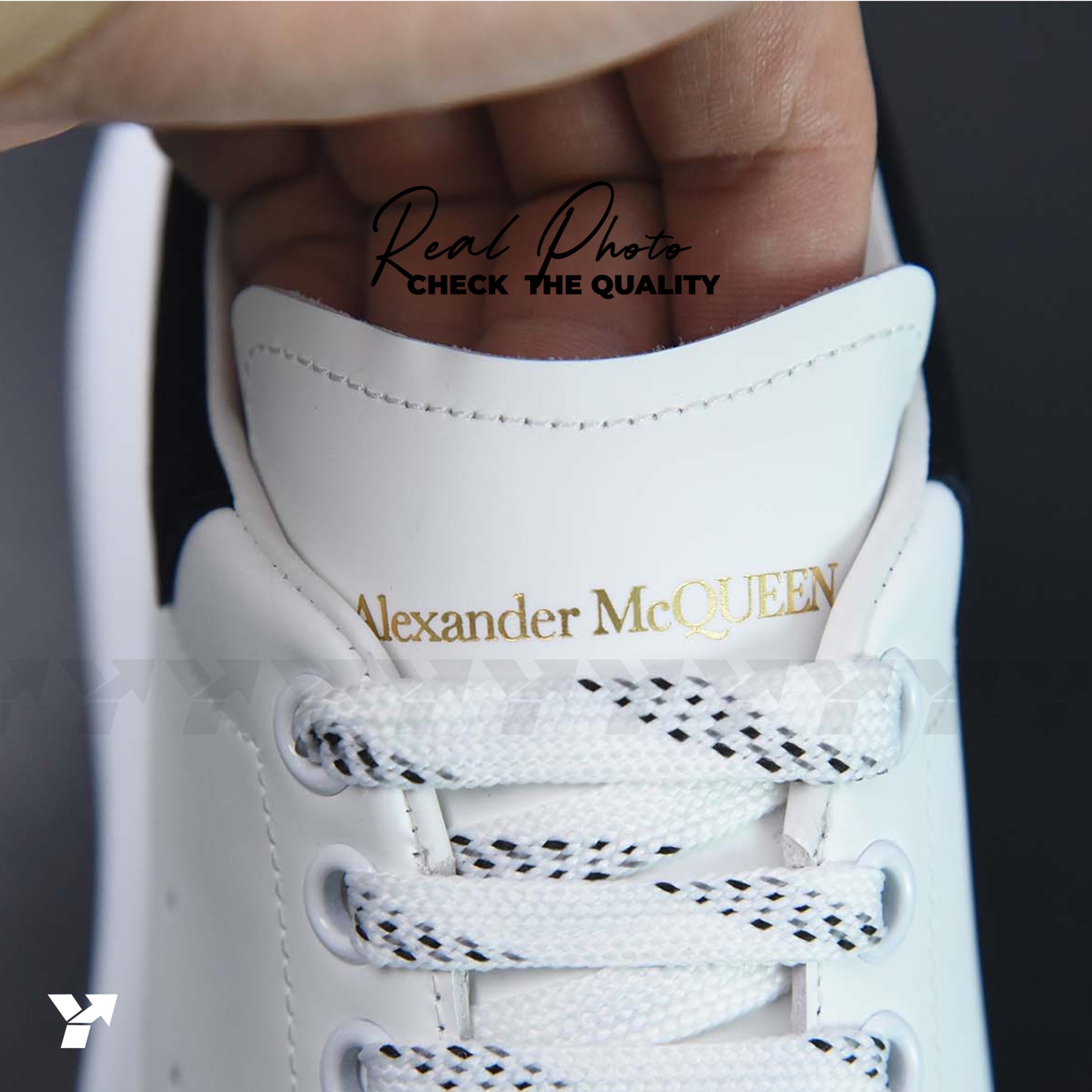 Alexander McQueen Oversized Sneaker 'White Black ivory' 2024