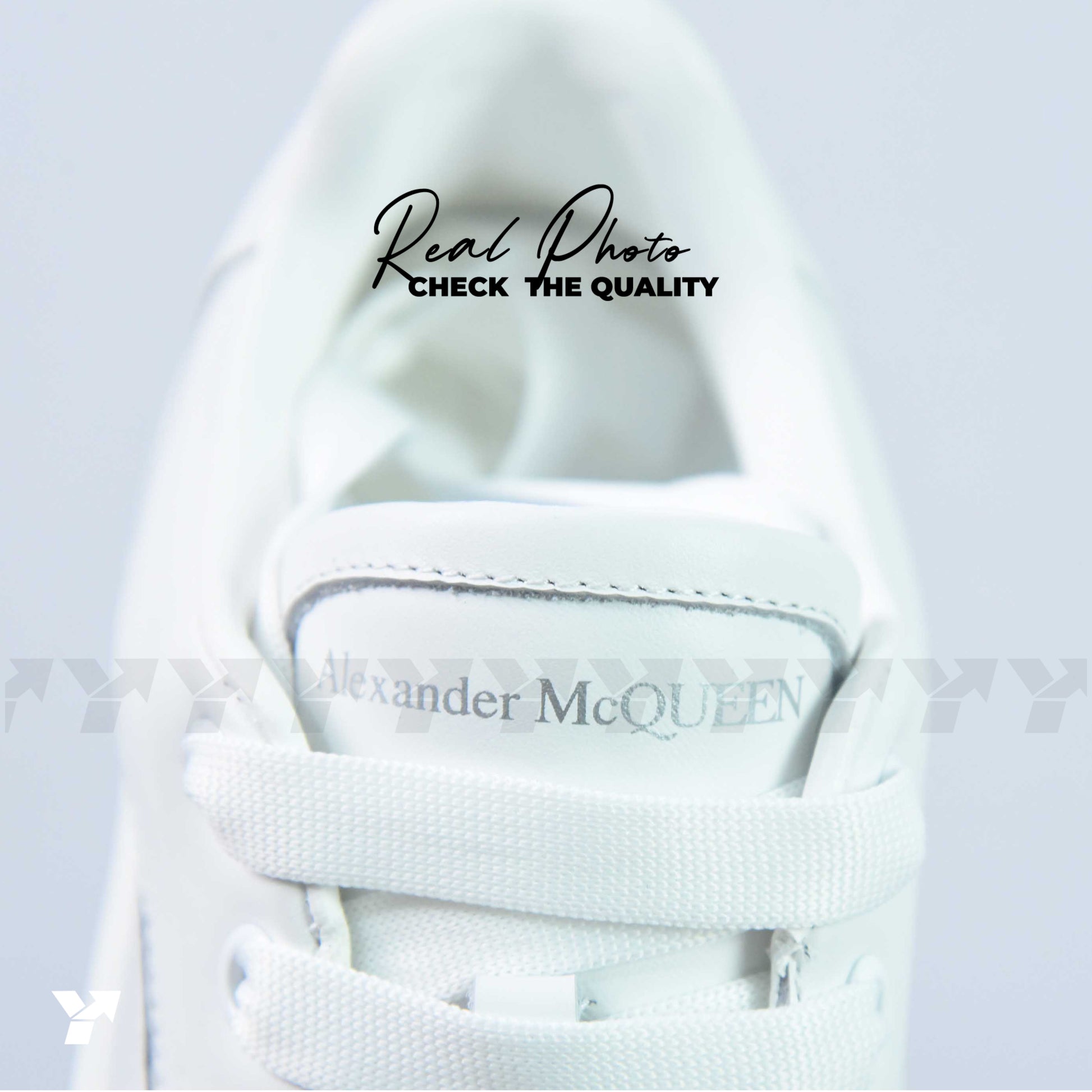 Alexander McQueen Skate Deck Plimsoll-white