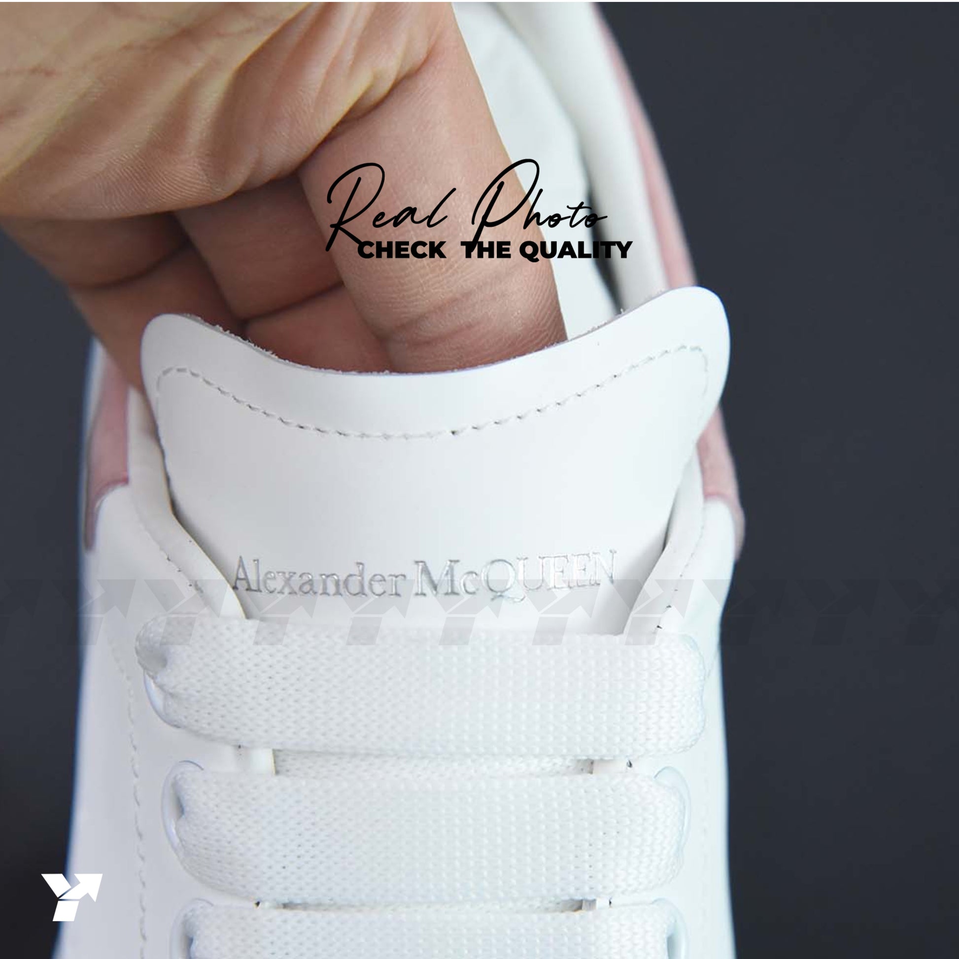 Alexander McQueen Wmns Oversized Sneaker 'White Sugar Pink'