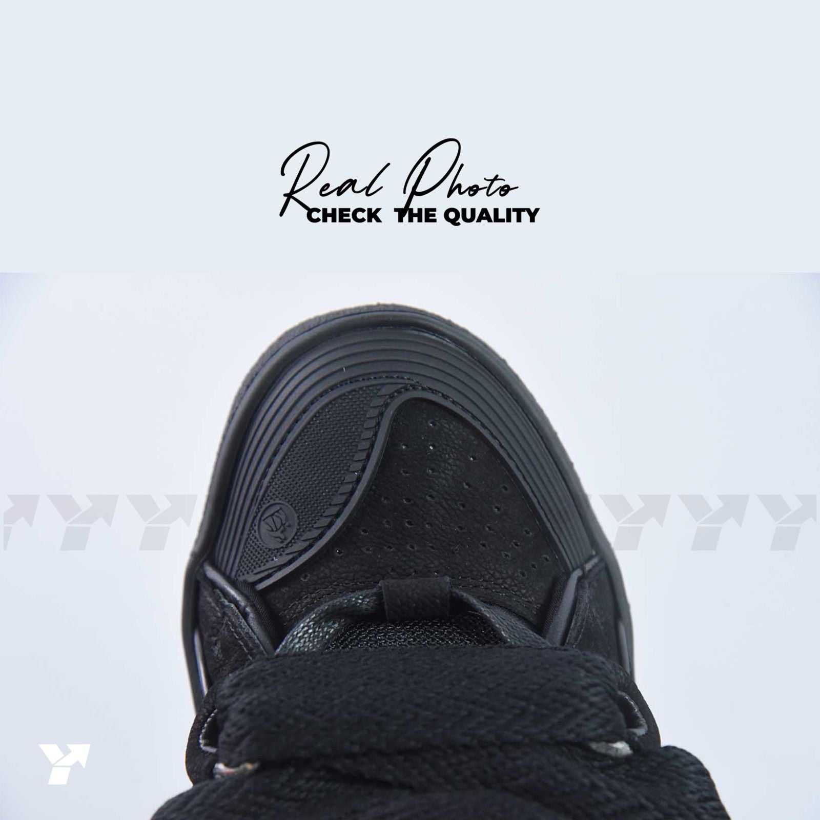 Lanvin Leather Curb-Triple Black