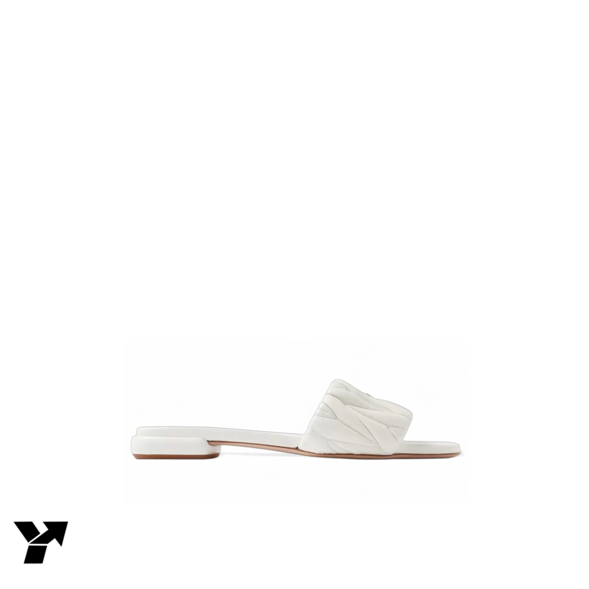 Miu Miu matelassé leather slides-White