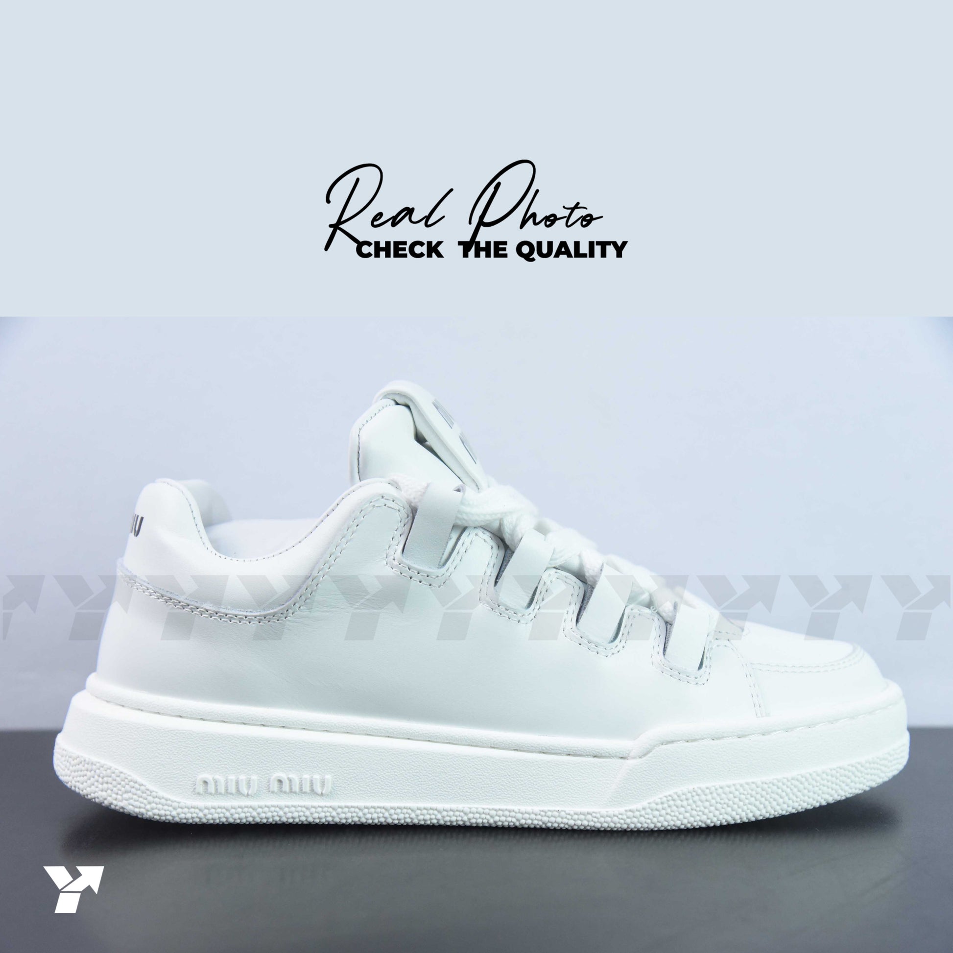 Miu Miu leather sneakers-White