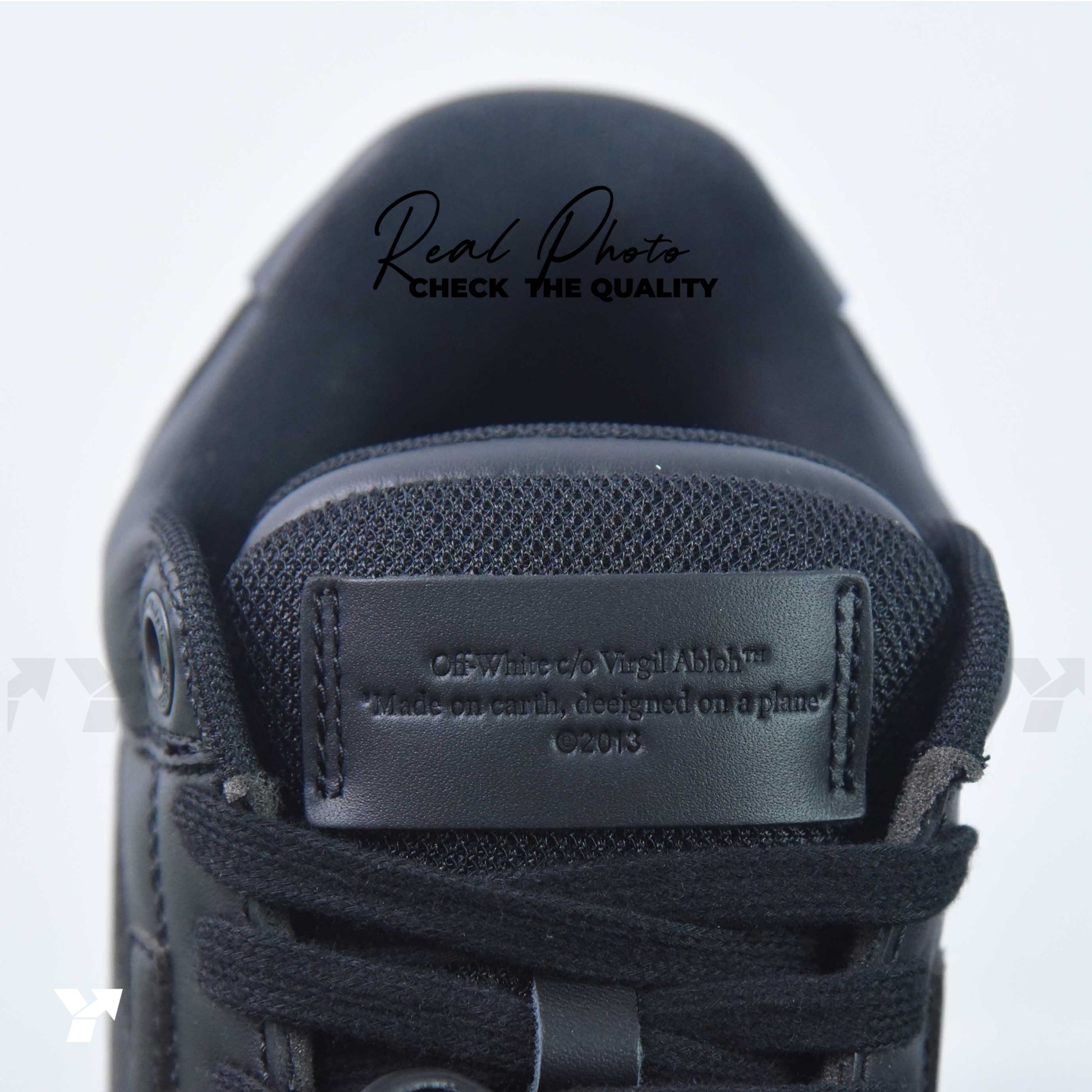 OFF-WHITE Out Of Office 000 Low Tops-Black Gum
