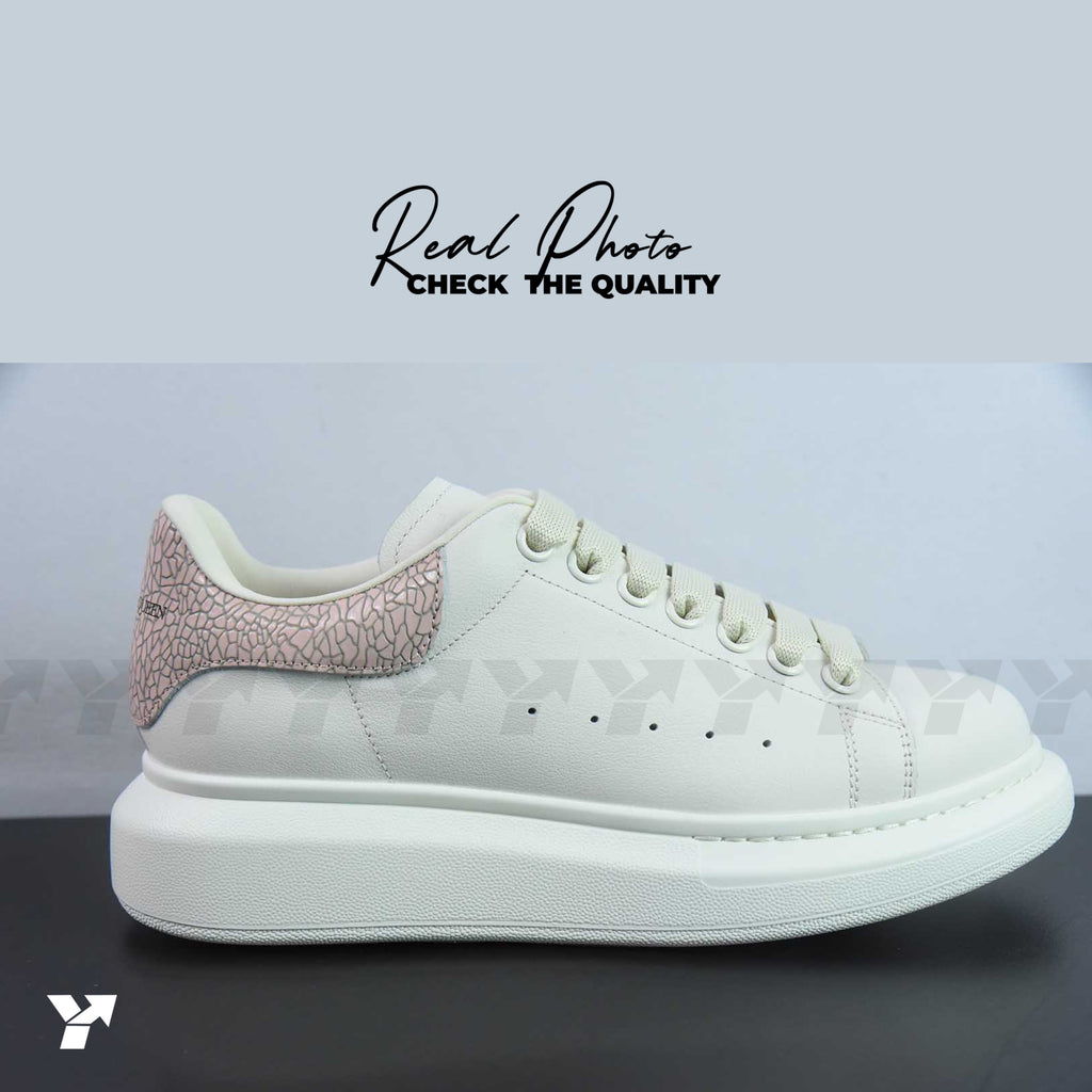 Alexander McQueen Wmns Oversized Sneaker 'Off-White Creamy pink’