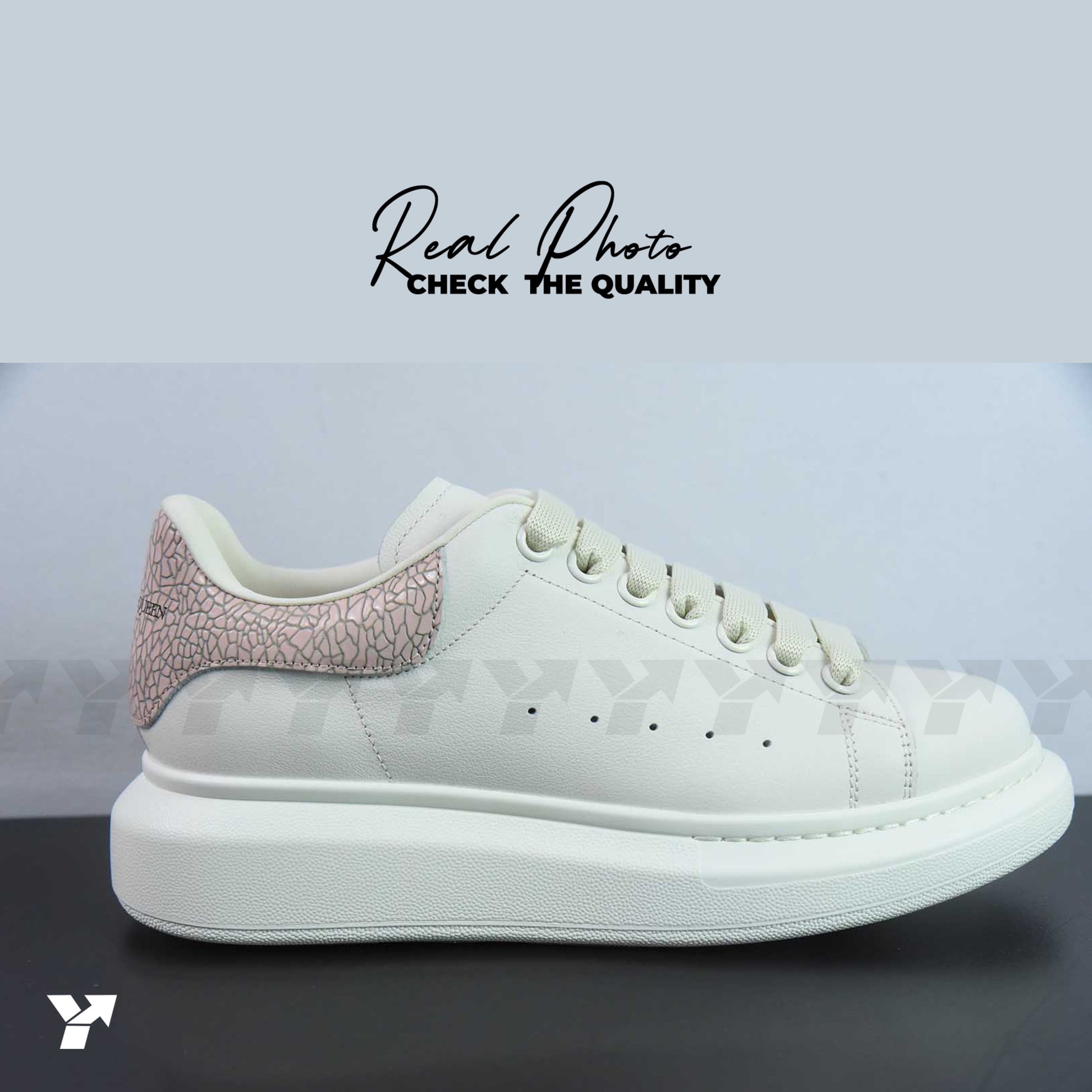 Alexander McQueen Wmns Oversized Sneaker 'Off-White Creamy pink’