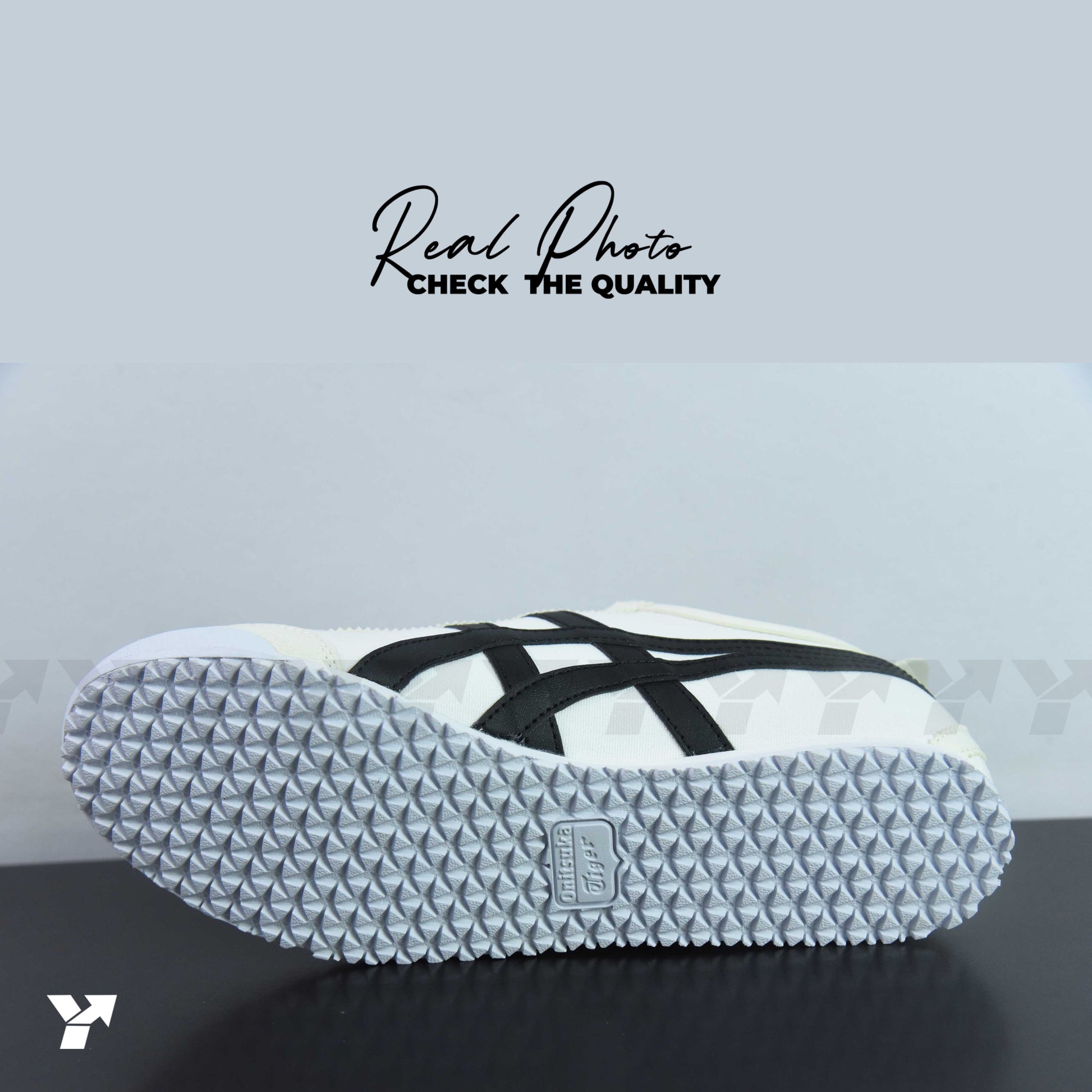 Onitsuka Tiger MEXICO 66 Slip-on 'Black And White'