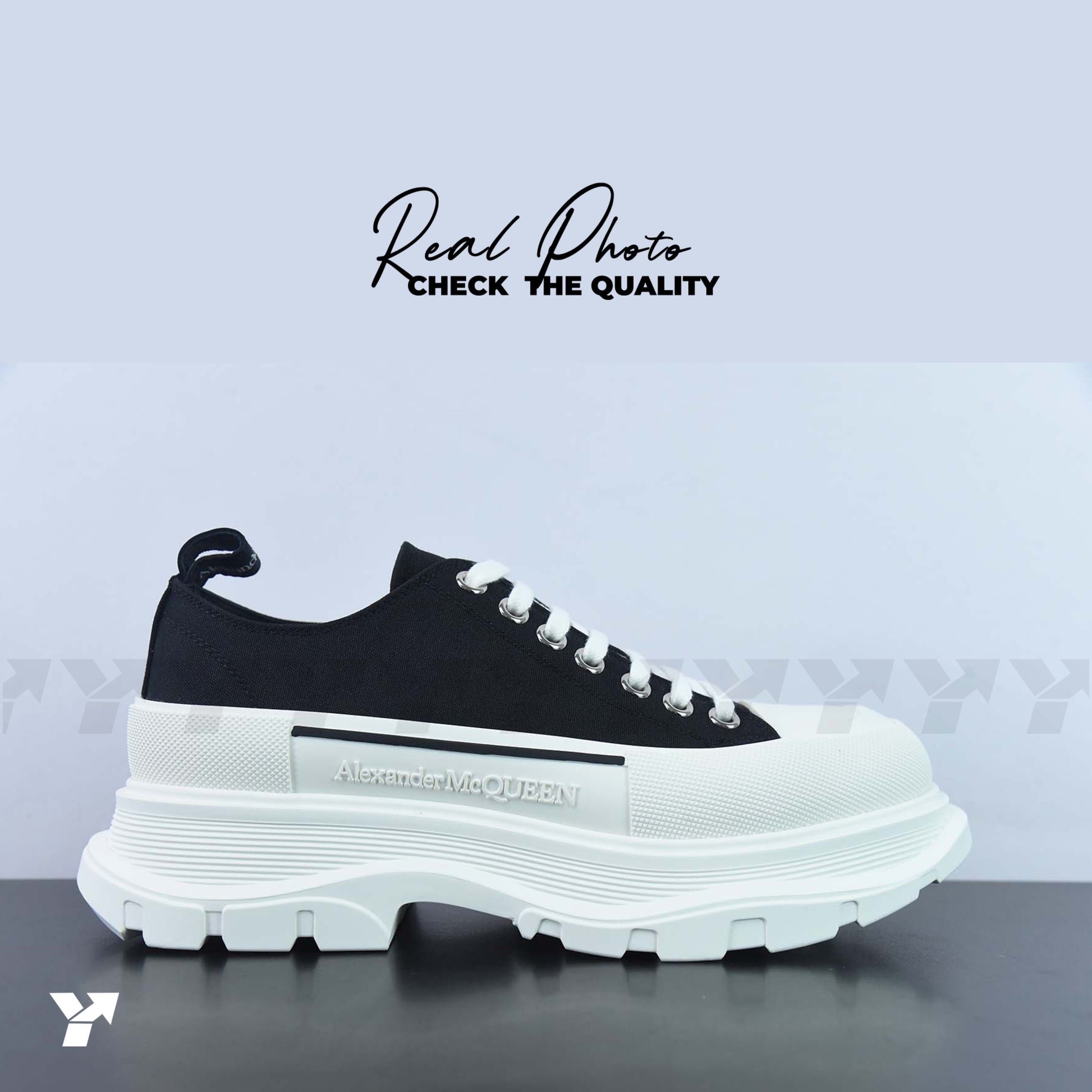 Alexander McQueen Tread Slick Low Lace Up-Black White