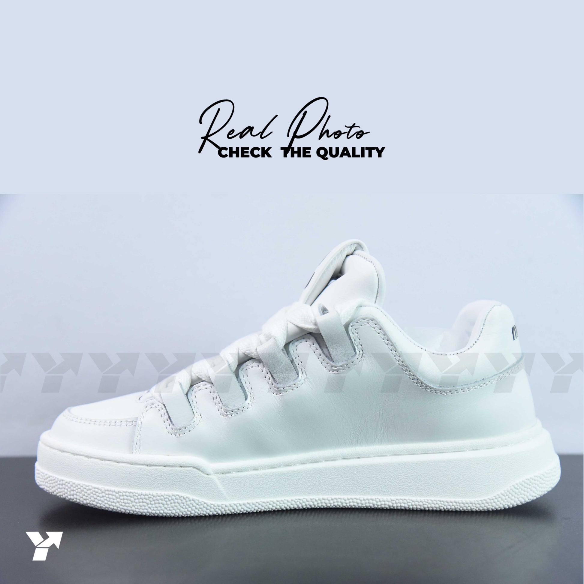 Miu Miu leather sneakers-White
