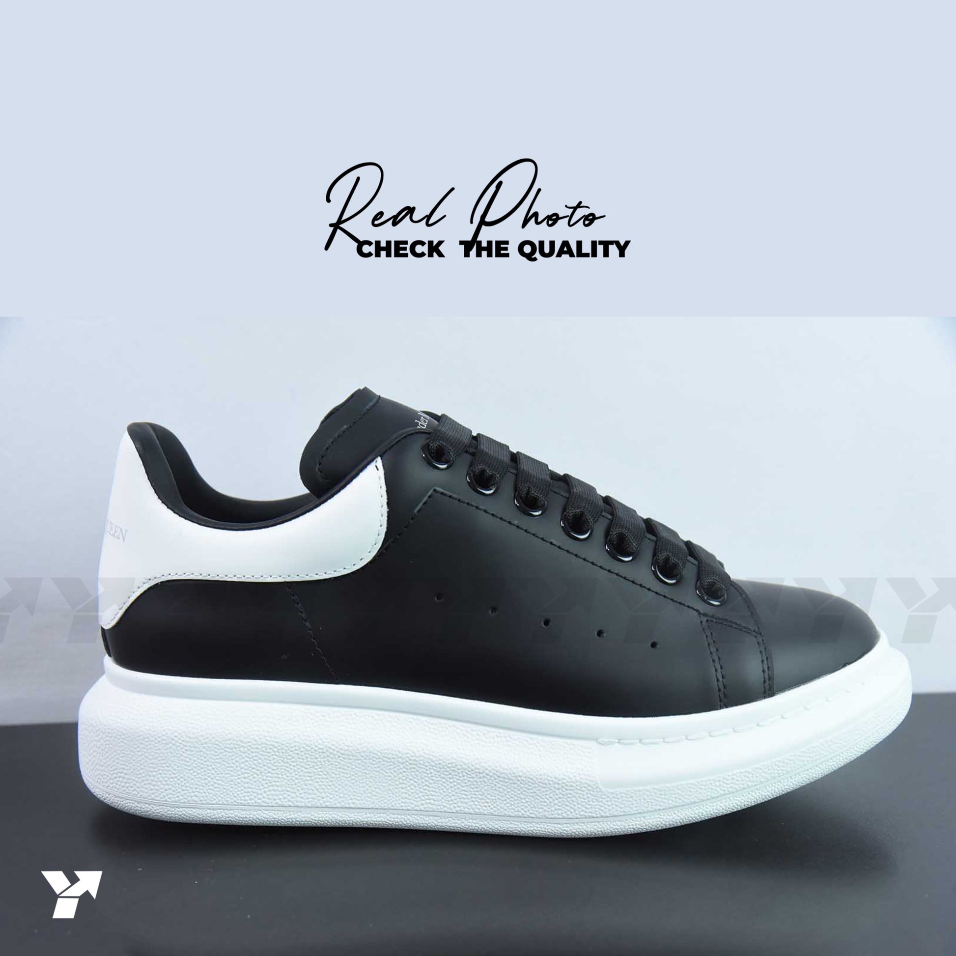 Alexander McQueen Oversized Sneaker 'Black White'
