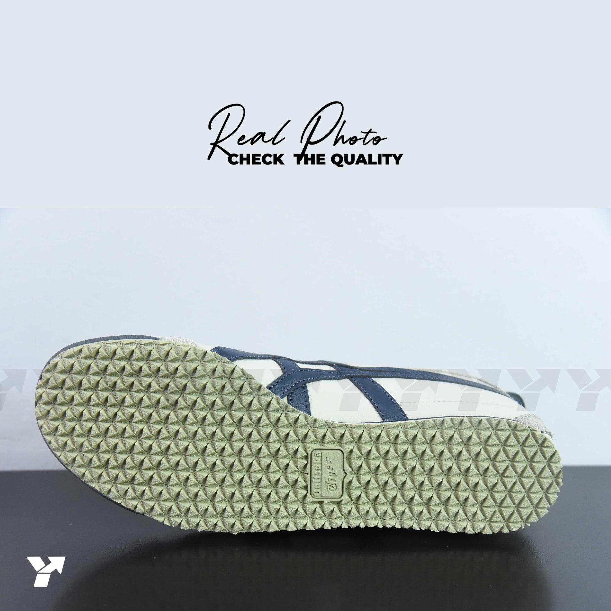 Onitsuka Tiger Mexico 66-Birch Peacoat