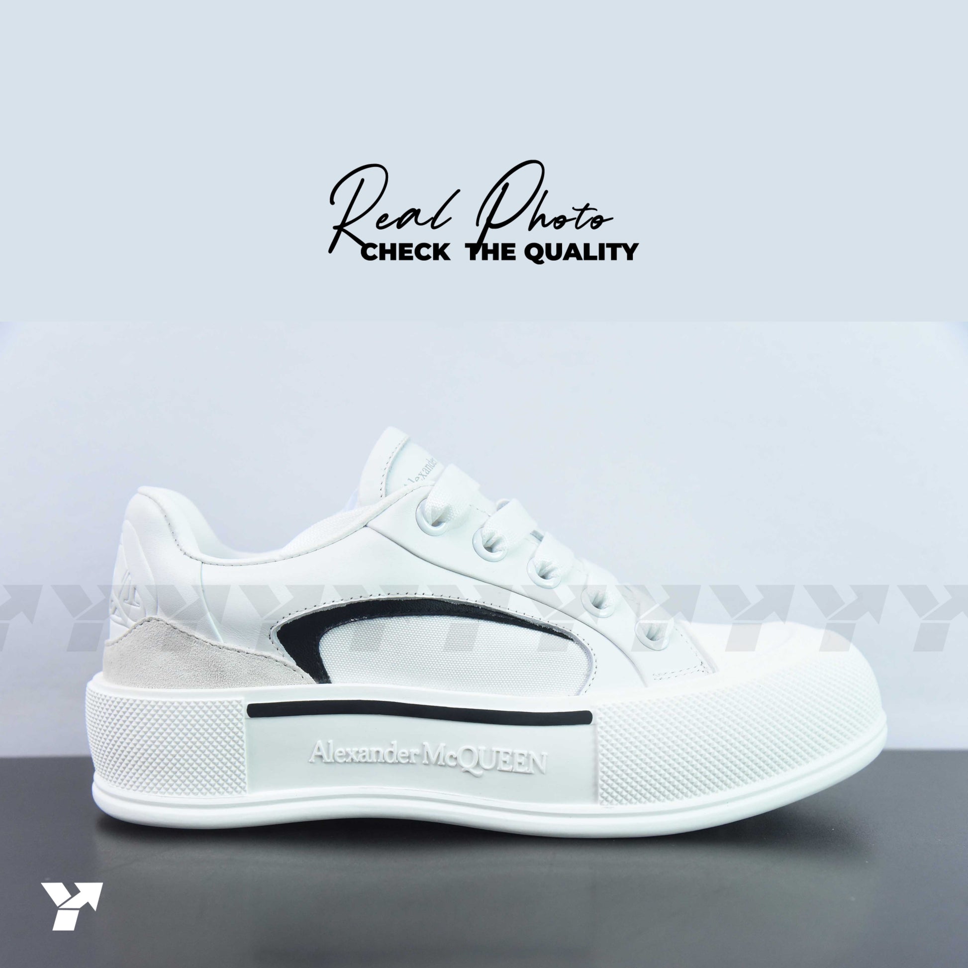 Alexander McQueen Skate Deck Plimsoll-white
