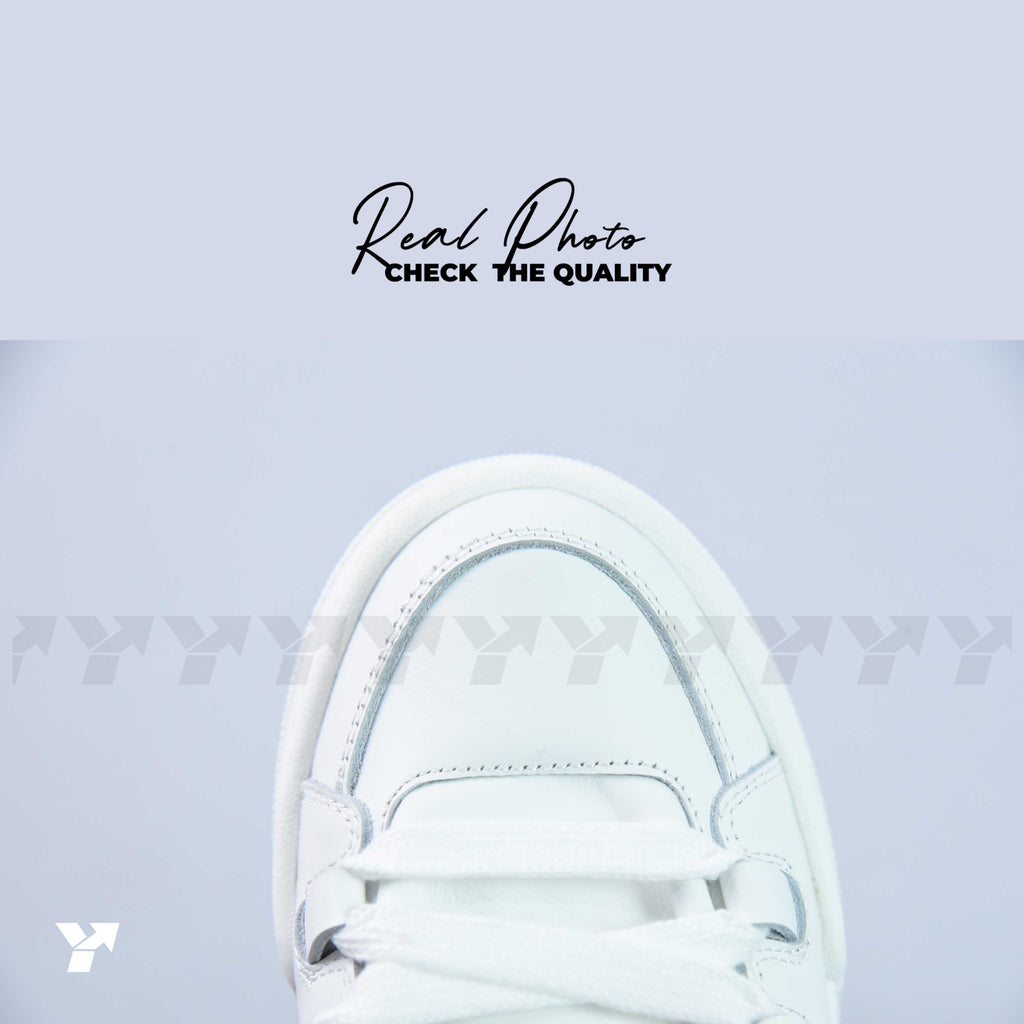 Miu Miu leather sneakers-White