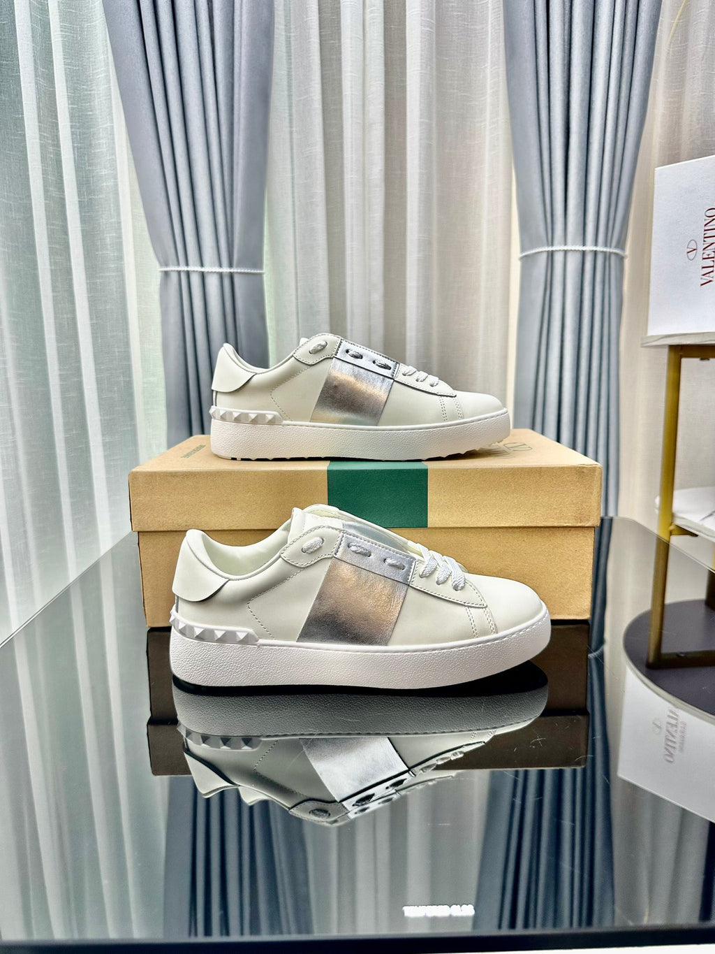 Valentino Rockstud 'Untitled - Silver Glitter Band'