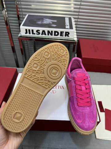 Valentino Garavani Upvillage Pink