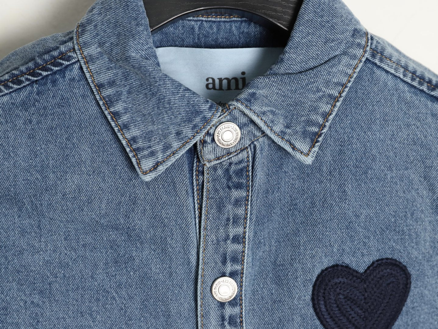 AMI PARIS  25Fw Woven Heart Embroidered Denim Shirt Jacket