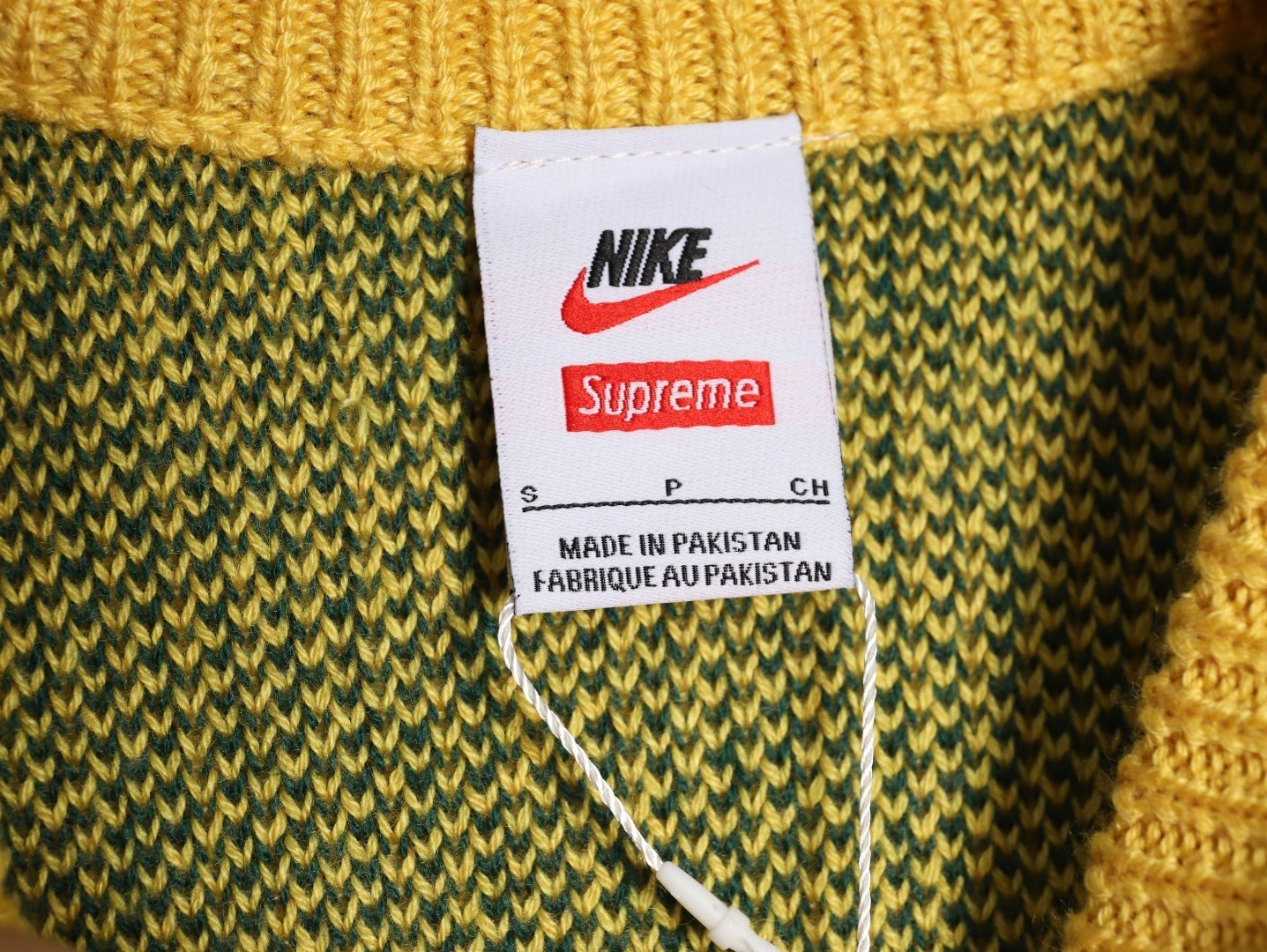 SUPREME X NIKE Collaboration Knitted Vest
