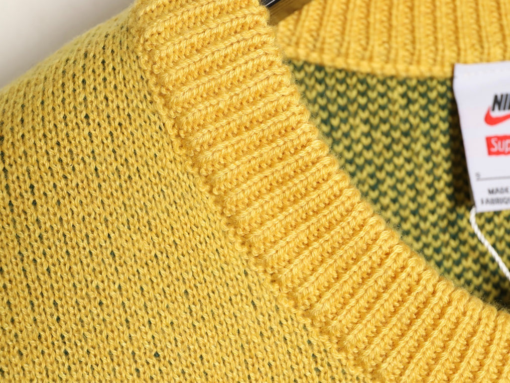 SUPREME X NIKE Collaboration Knitted Vest