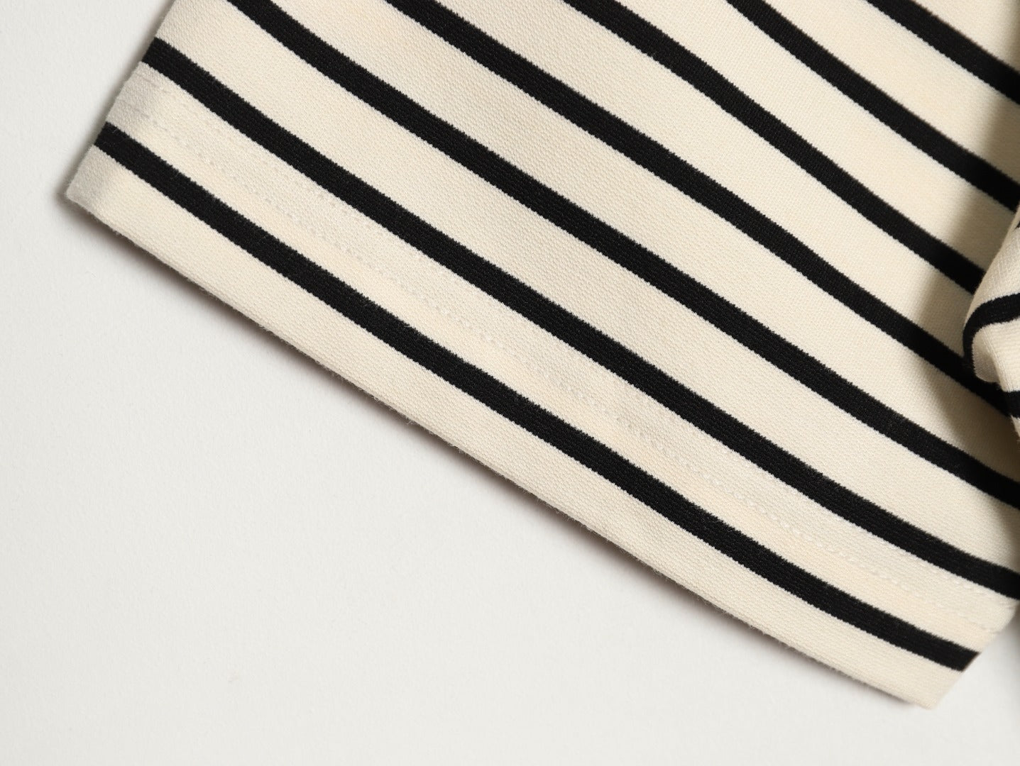 JIL SANDER Wmens Minimalist Letter Patch Logo Striped Short-Sleeve T-Shirt