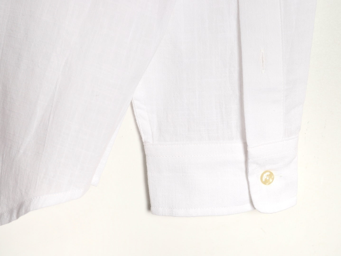 Ralph Lauren linen shirt with small logo and horse embroidery