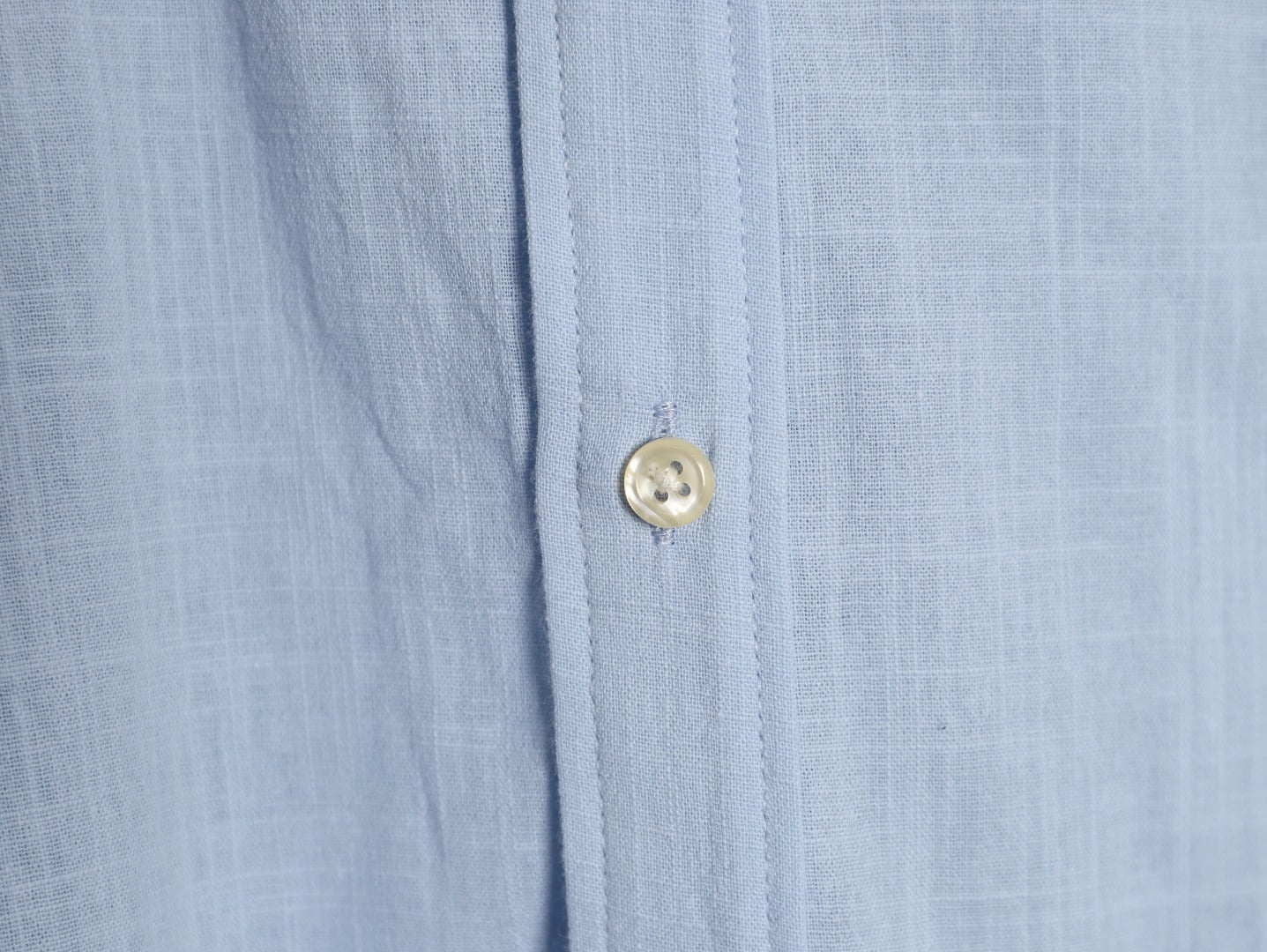 Ralph Lauren linen shirt with small logo and horse embroidery