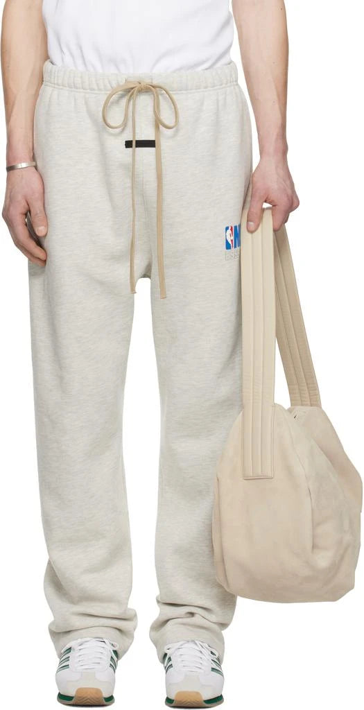 Essential Fear Of God Men’s collaboration with NBA Relaxed Sweatpants