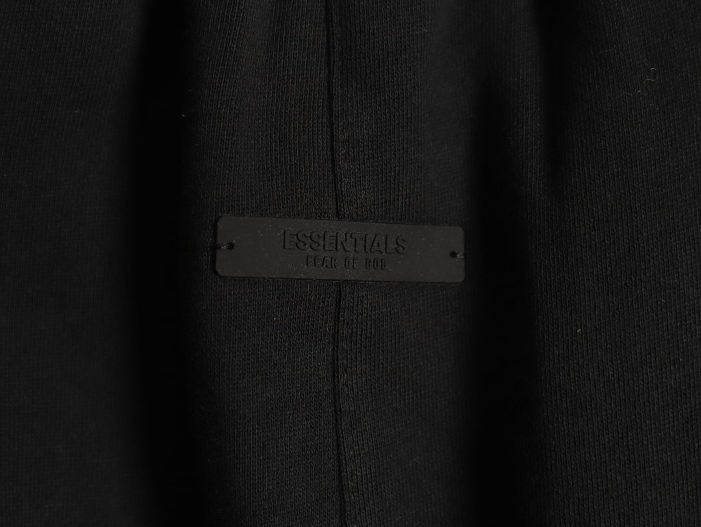 Essential Fear Of God Men’s collaboration with NBA Relaxed Sweatpants