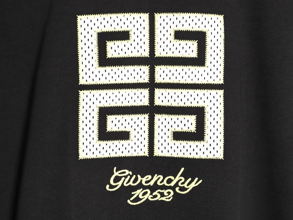 Givenchy 25SS Mesh Appliqué Short-Sleeve T-Shirt