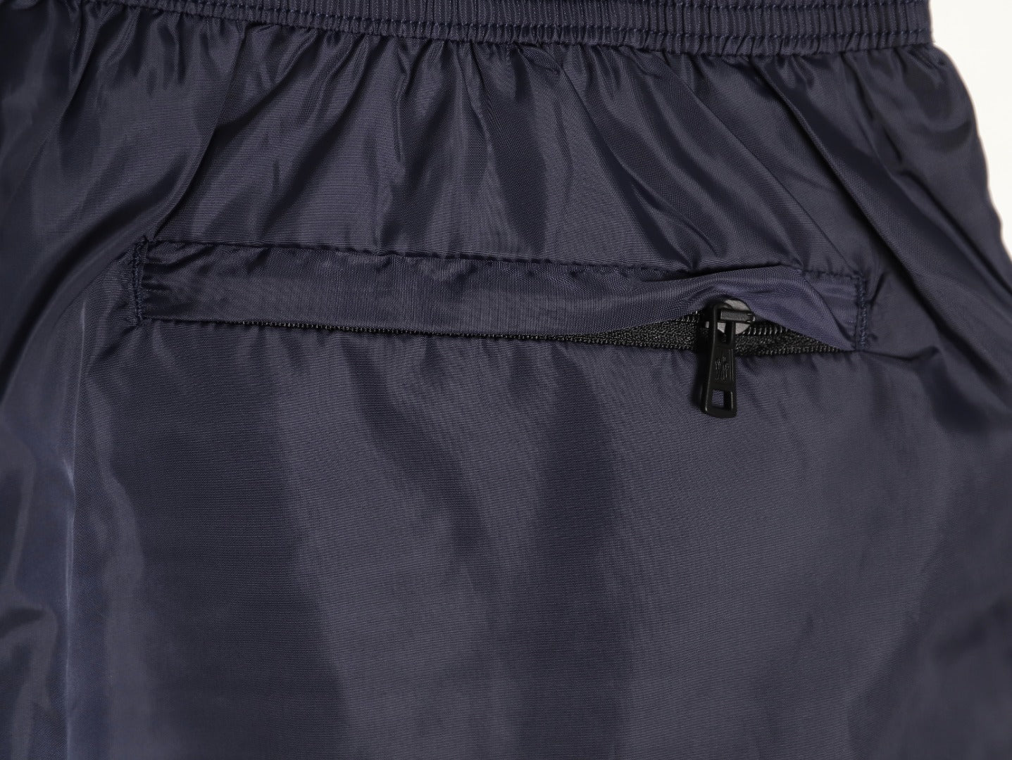 Moncler 25ss Reflective Logo Print Shorts