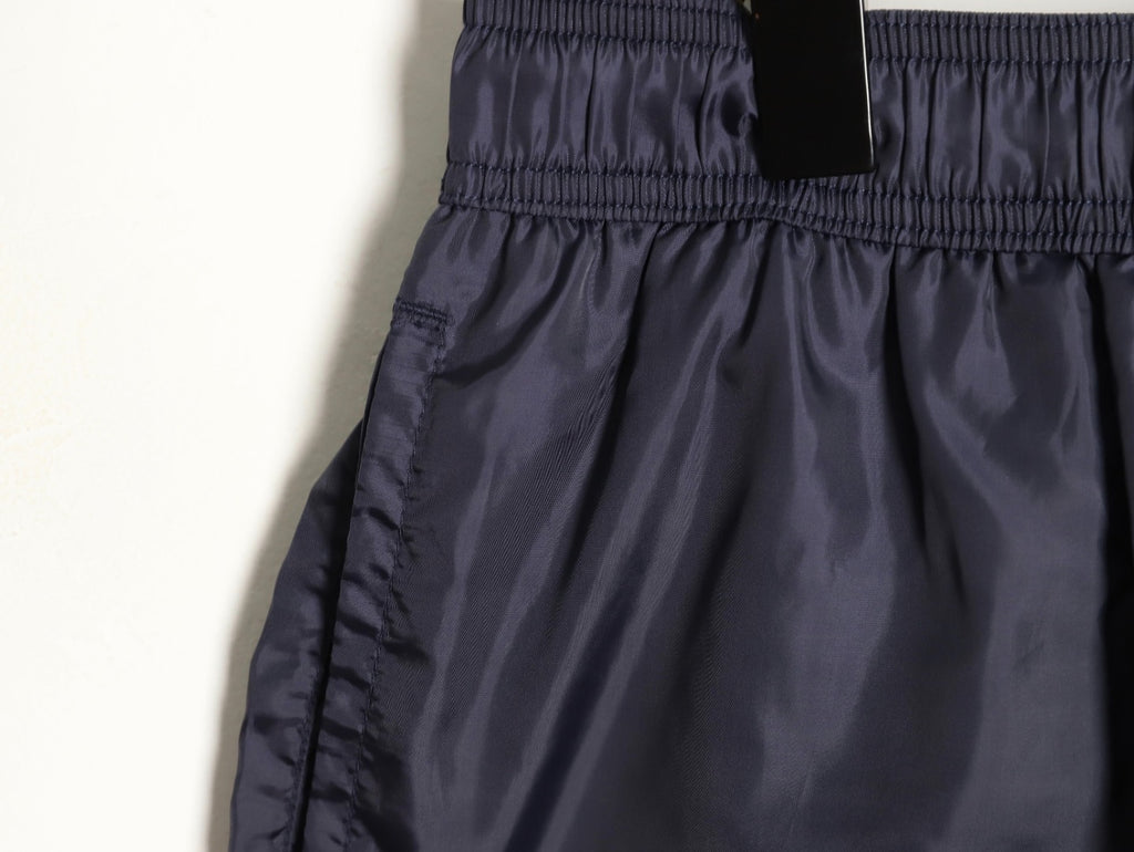 Moncler 25ss Reflective Logo Print Shorts