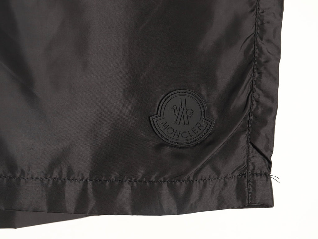 Moncler 25ss Reflective Logo Print Shorts