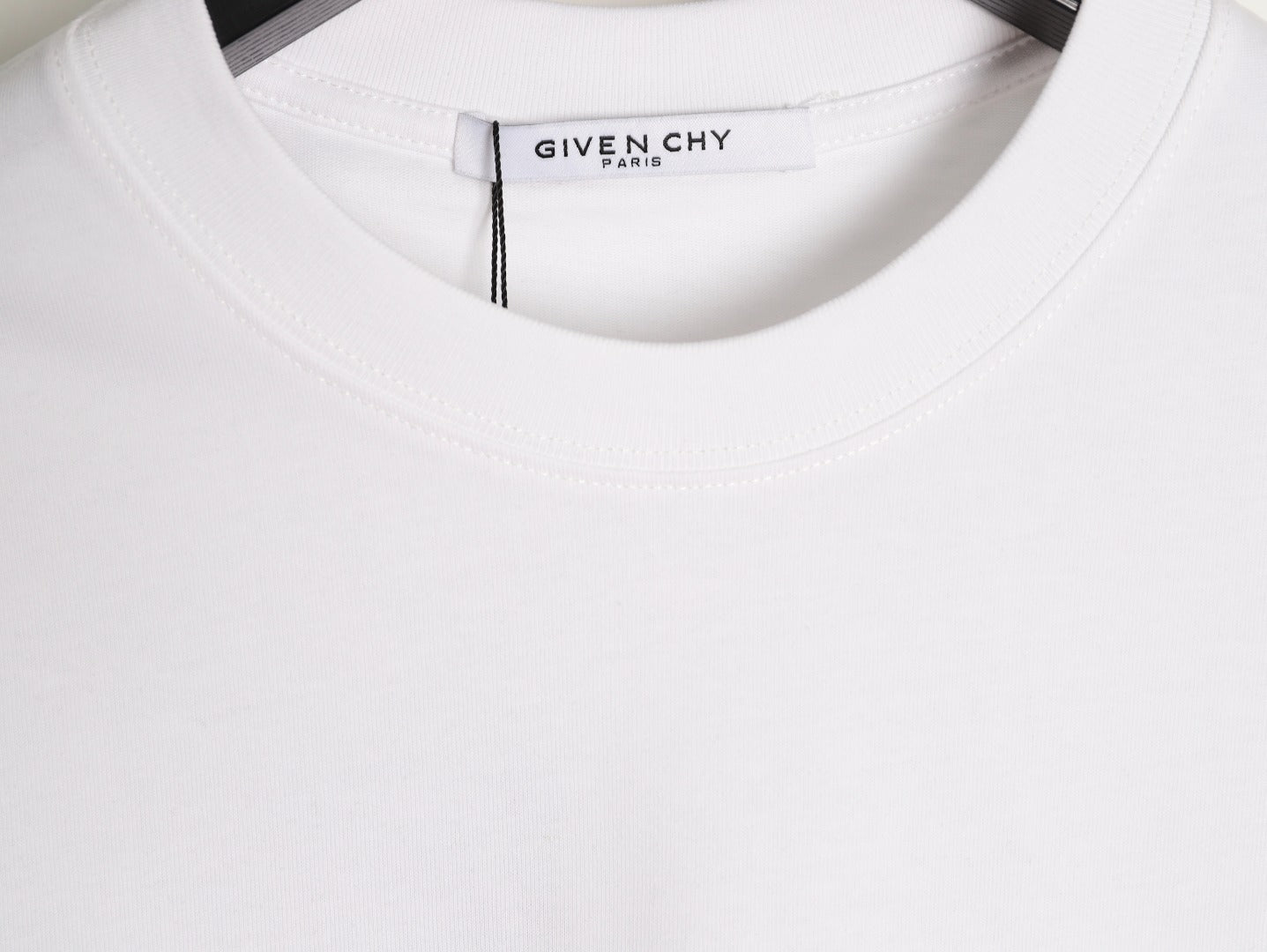 GIVENCHY Embroidered Logo Sleeve