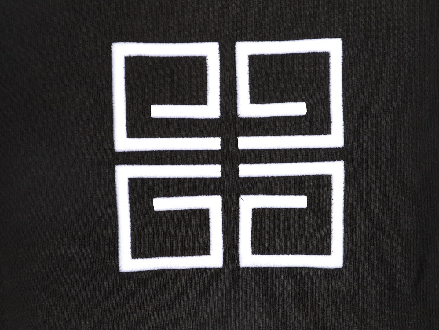 GIVENCHY Embroidered Logo Sleeve