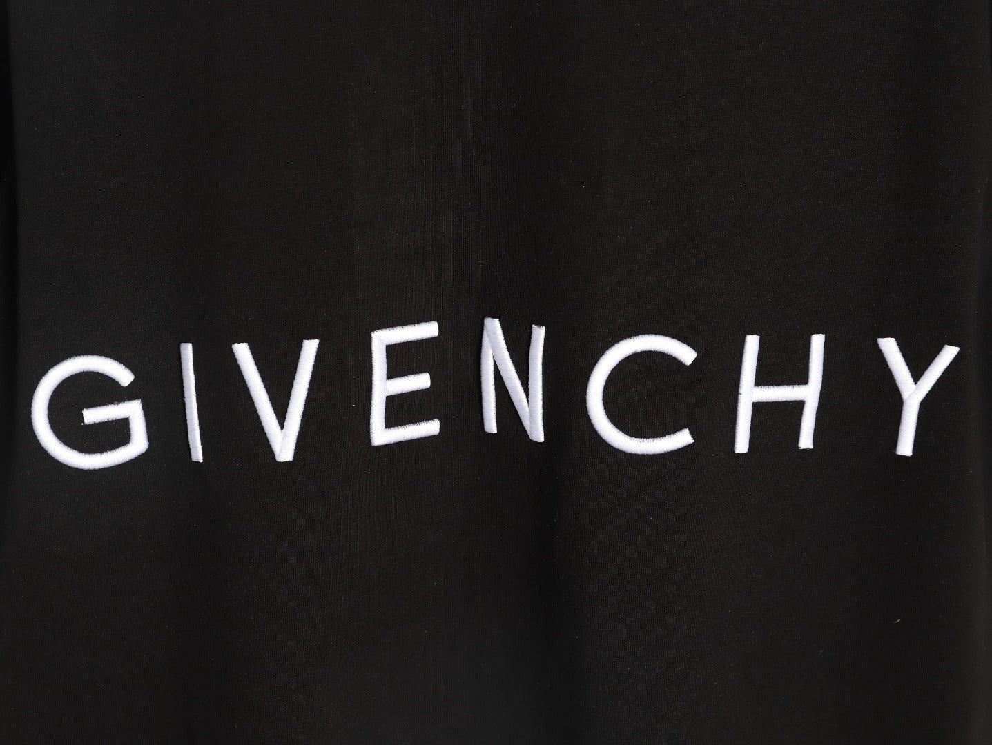 GIVENCHY Embroidered Logo Sleeve