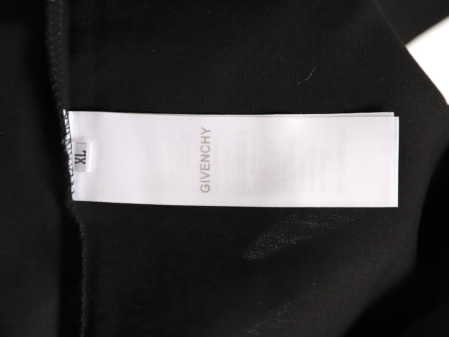 GIVENCHY Embroidered Logo Sleeve