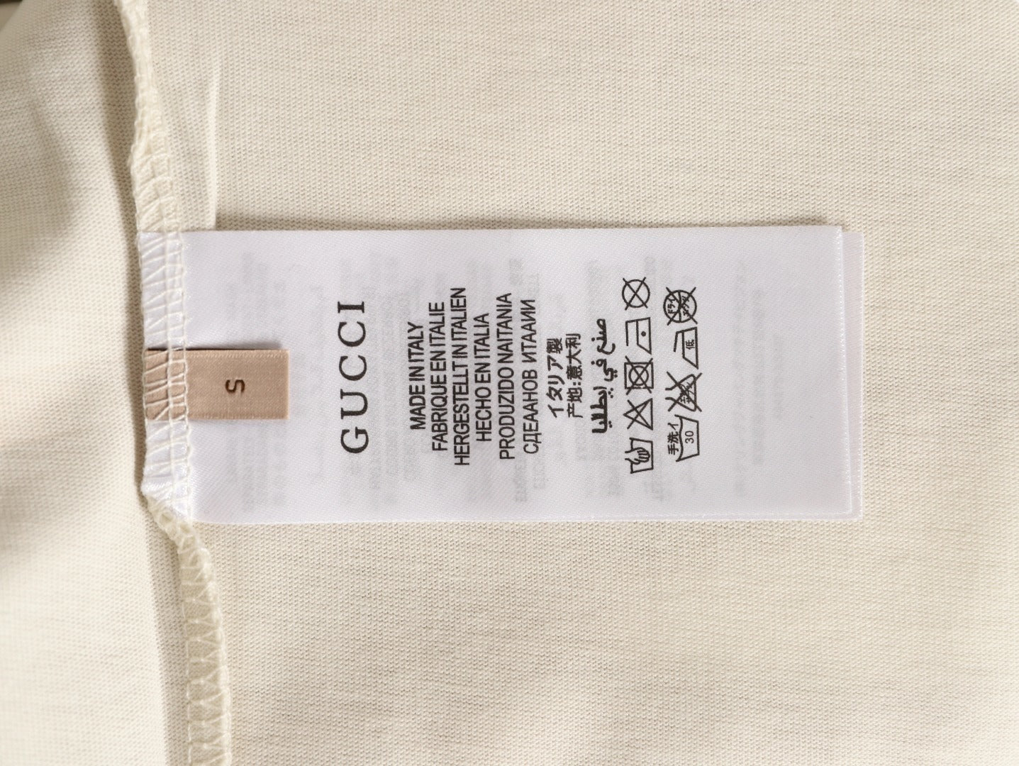 Gucci Star Tag Print Short-Sleeve T-Shirt