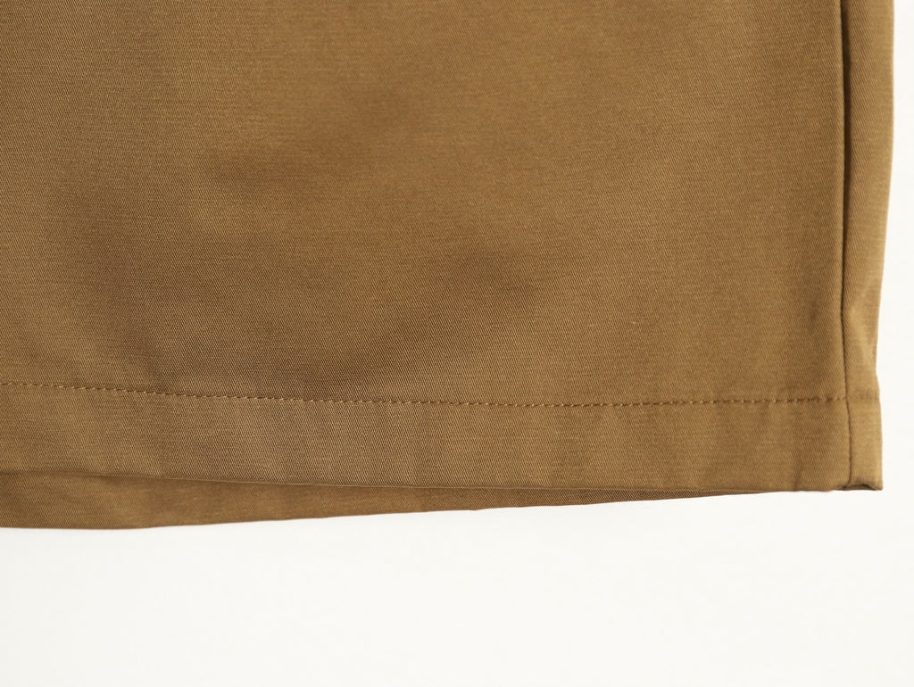 Ami embroidered shorts with small letter logo on the back pocket