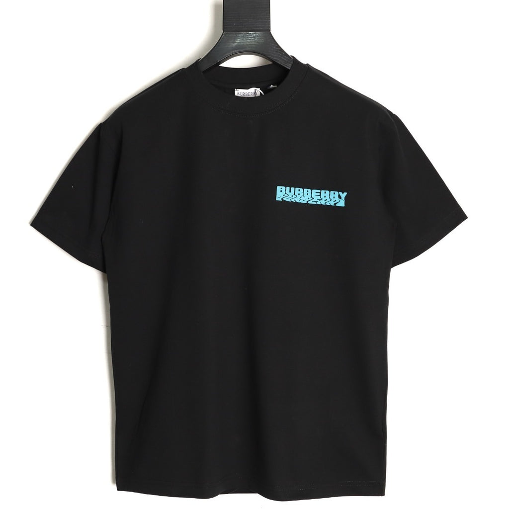 Burberry T-shirt with twisted letter print on the front and back