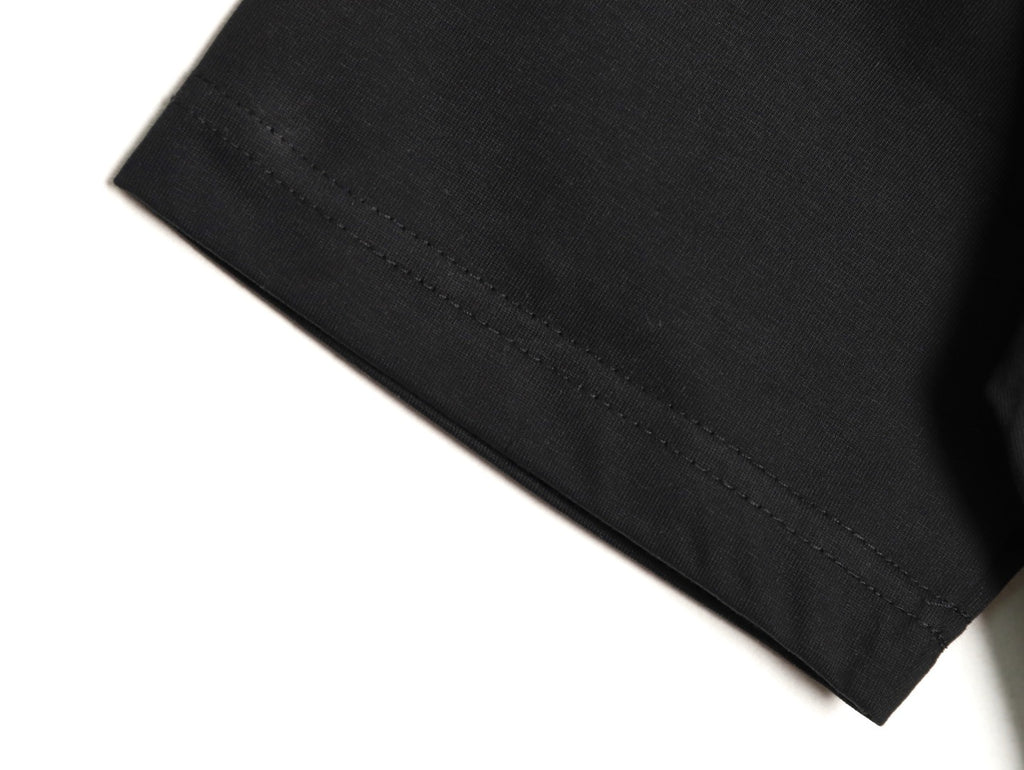 Burberry T-shirt with twisted letter print on the front and back