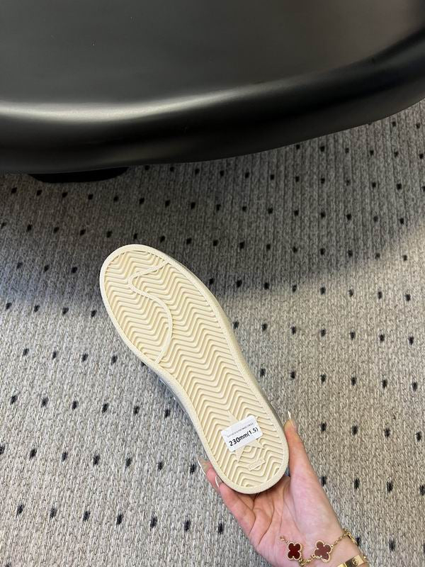 Golden Goose Ball Star 'Silver Ash Rose Ice