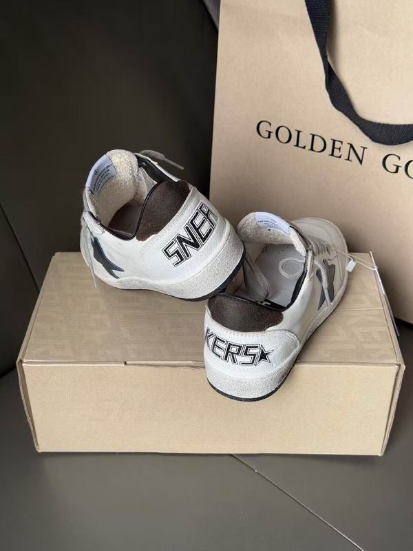 Golden Goose Ball Star white black blue