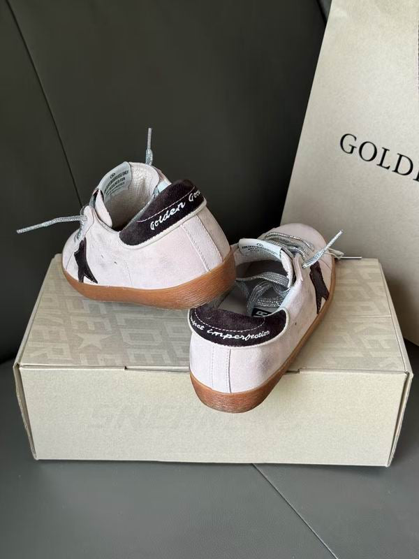 Golden Goose Super-Star in lilac suede
